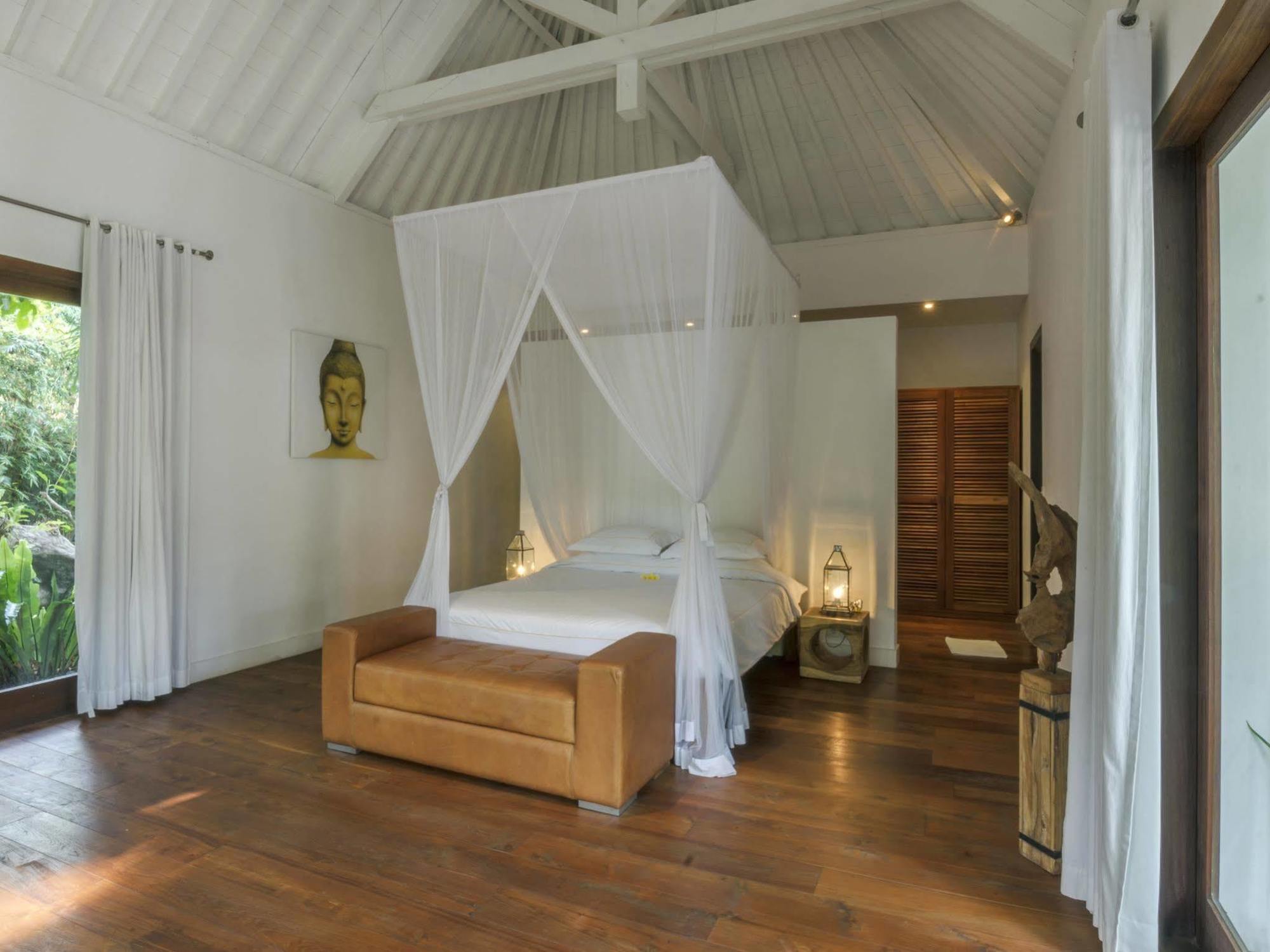 Villa Liola By Exotiq Villa Holidays Seminyak  Exterior photo