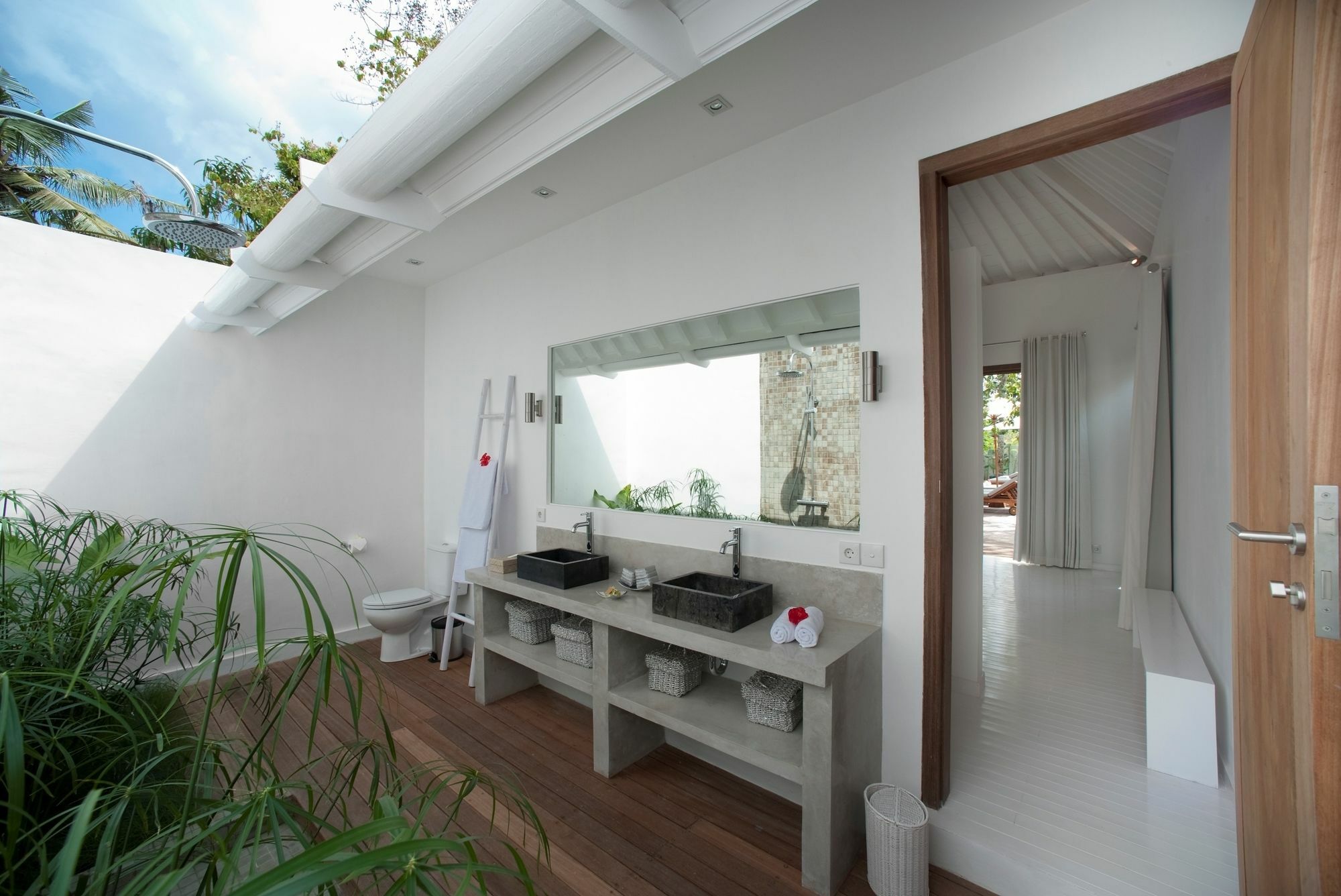 Villa Liola By Exotiq Villa Holidays Seminyak  Exterior photo