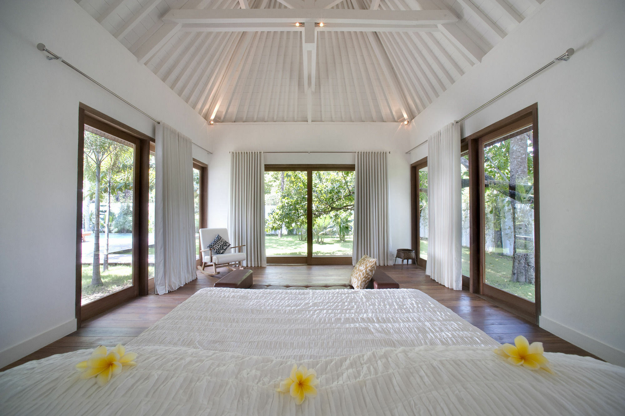 Villa Liola By Exotiq Villa Holidays Seminyak  Exterior photo
